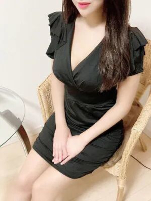 早乙女りさ（31）/東京メンズエステ-Carel-ケアル-麻布十番店&白金高輪店(目黒・麻布/メンズエステ)