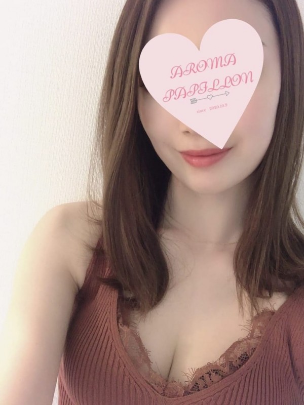 沙月りこ（27）/AROMA PAPILLON(池袋/メンズエステ)